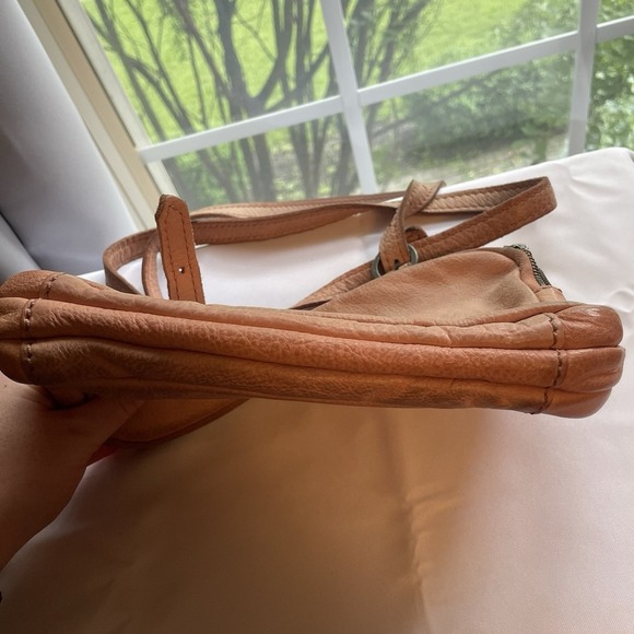 Liebeskind Maike Cross Body Leather Bag Purse Flap 3 Zip Sections Pink - Picture 4 of 16